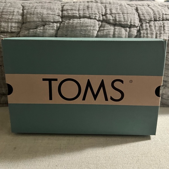 NWT TOMS Redondo Black Twill Chambray slip on shoes - Picture 4 of 6